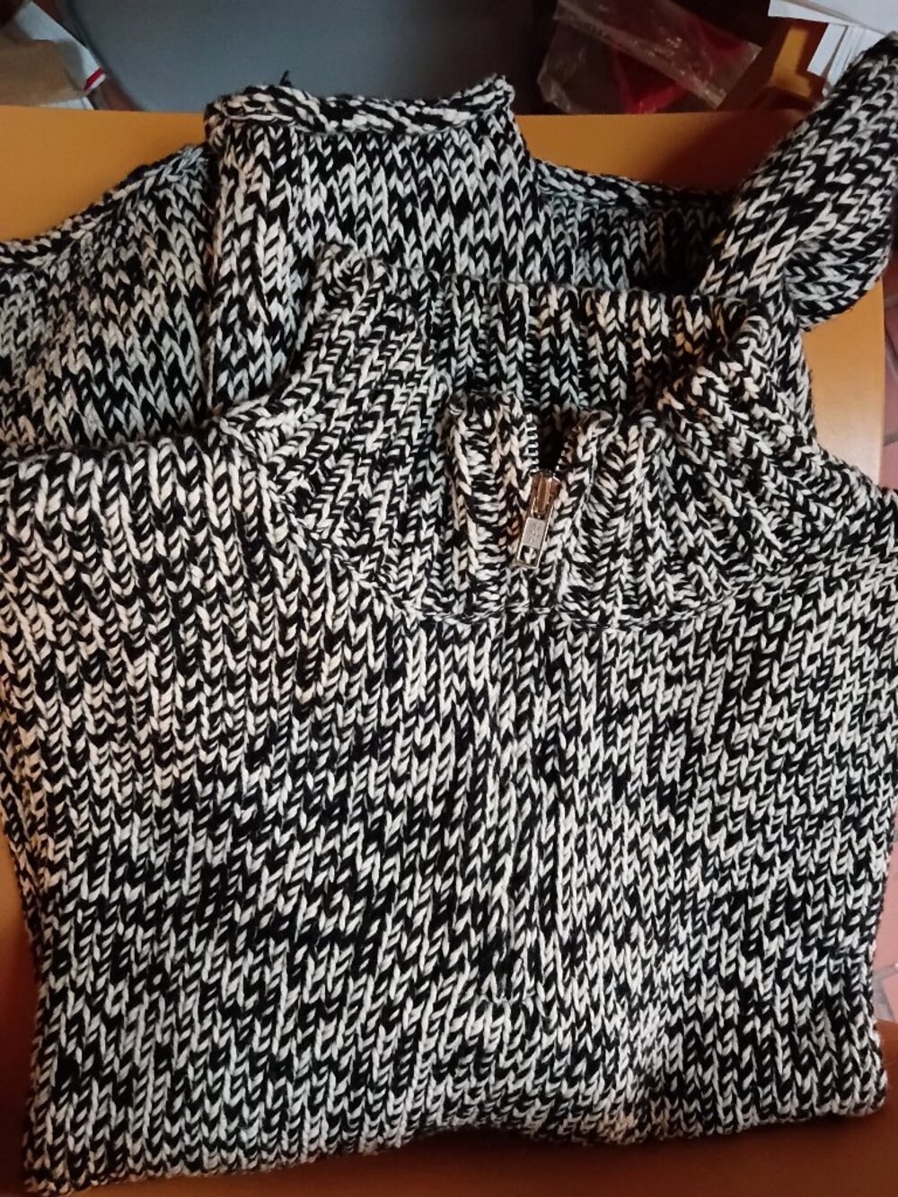 Jones New York Sport 1/4 Zip Sweater, Medium